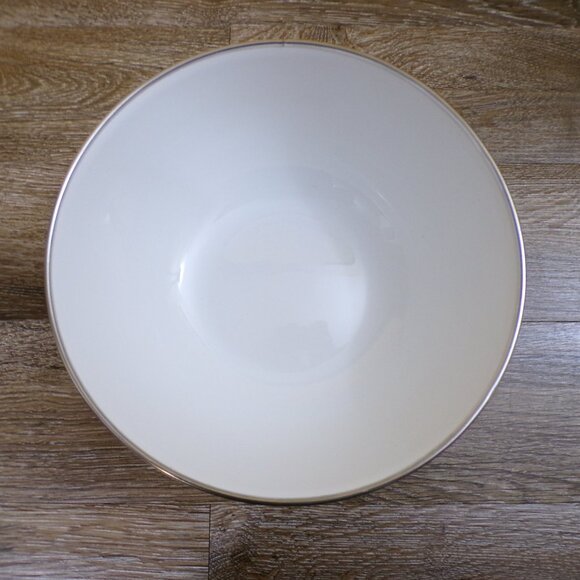 Enamel Mixing Bowl/Serving Bowl Strawberry Design 2 Qt - Picture 8 of 10